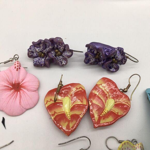Hand painted Wood Earrings From Bali Floral Tropical Lot Of 5 Beach - Picture 5 of 11